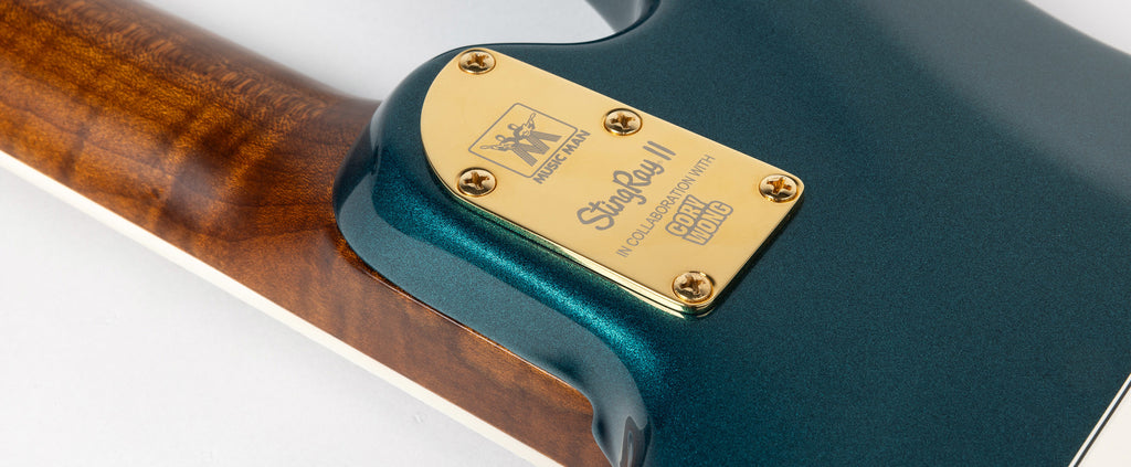 Phiên bản chữ ký Cory Wong trên Đàn Guitar Điện Ernie Ball Music Man StingRay II Deluxe Cory Wong Signature