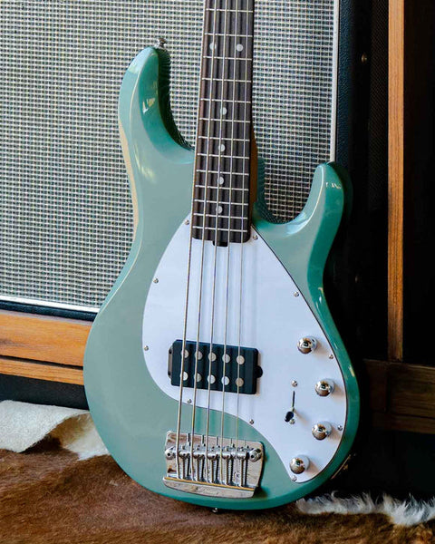 Sterling StingRay RAY35