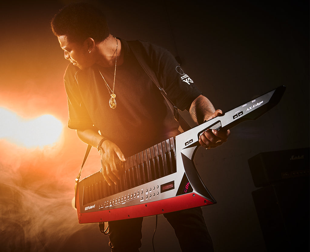 Kiểm soát hiệu suất của bạn—bằng cả hai tay trên Roland AE-Edge