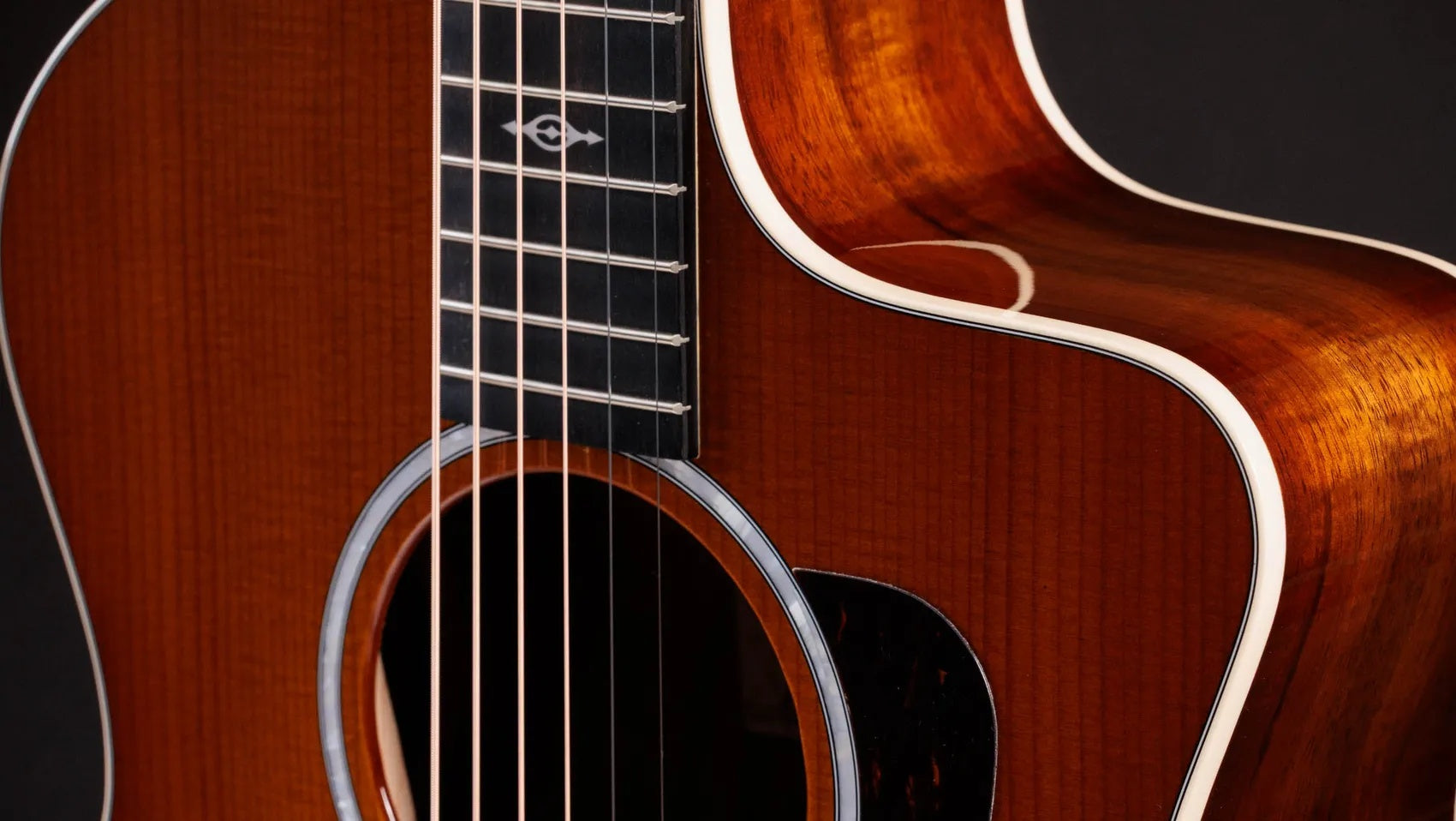 Đàn Guitar Acoustic Taylor 214ce-K DLX Special Edition - Honeyburst