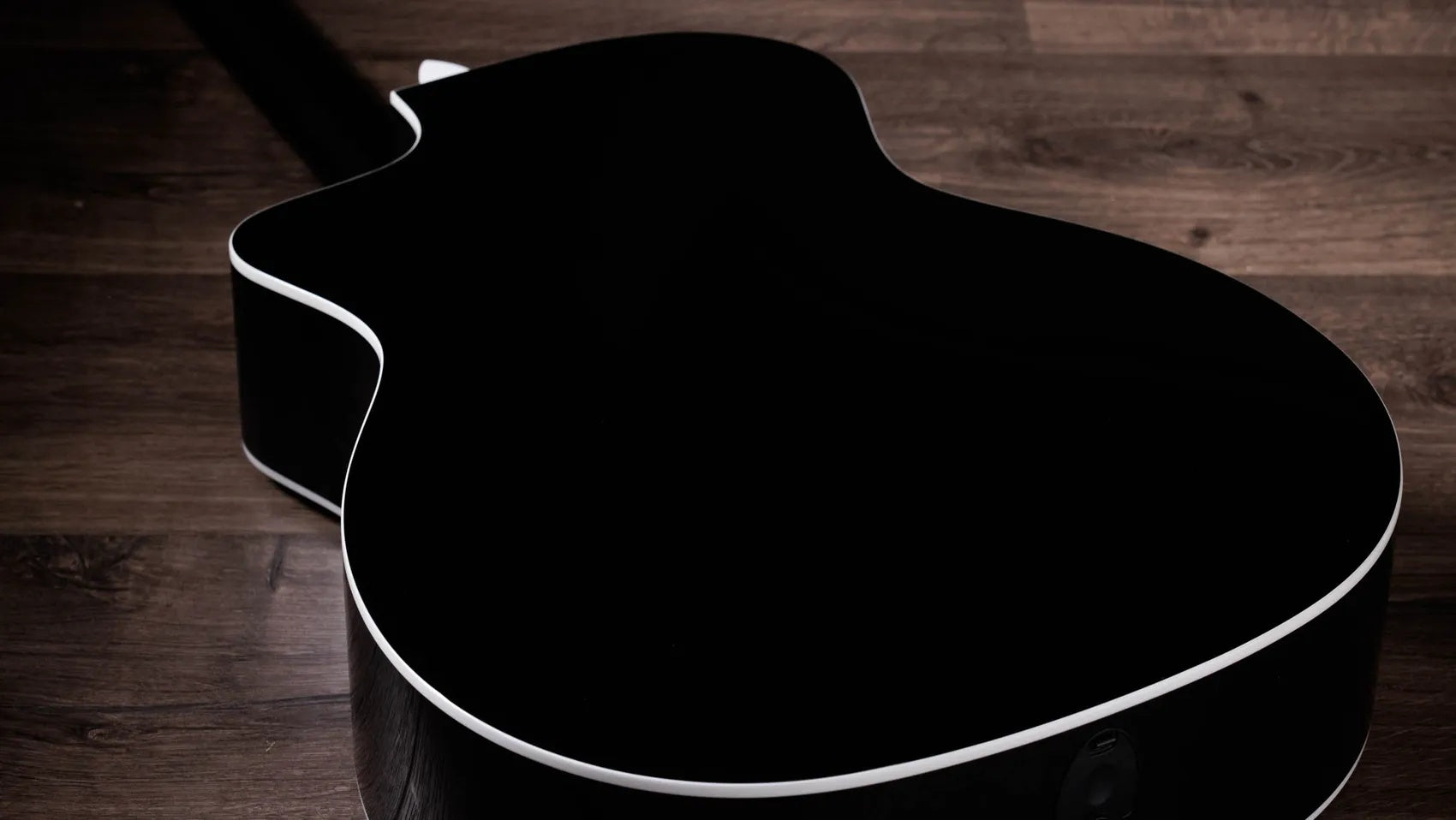 Đàn Guitar Acoustic Taylor 214ce Plus Special Edition-Mai Nguyên Music