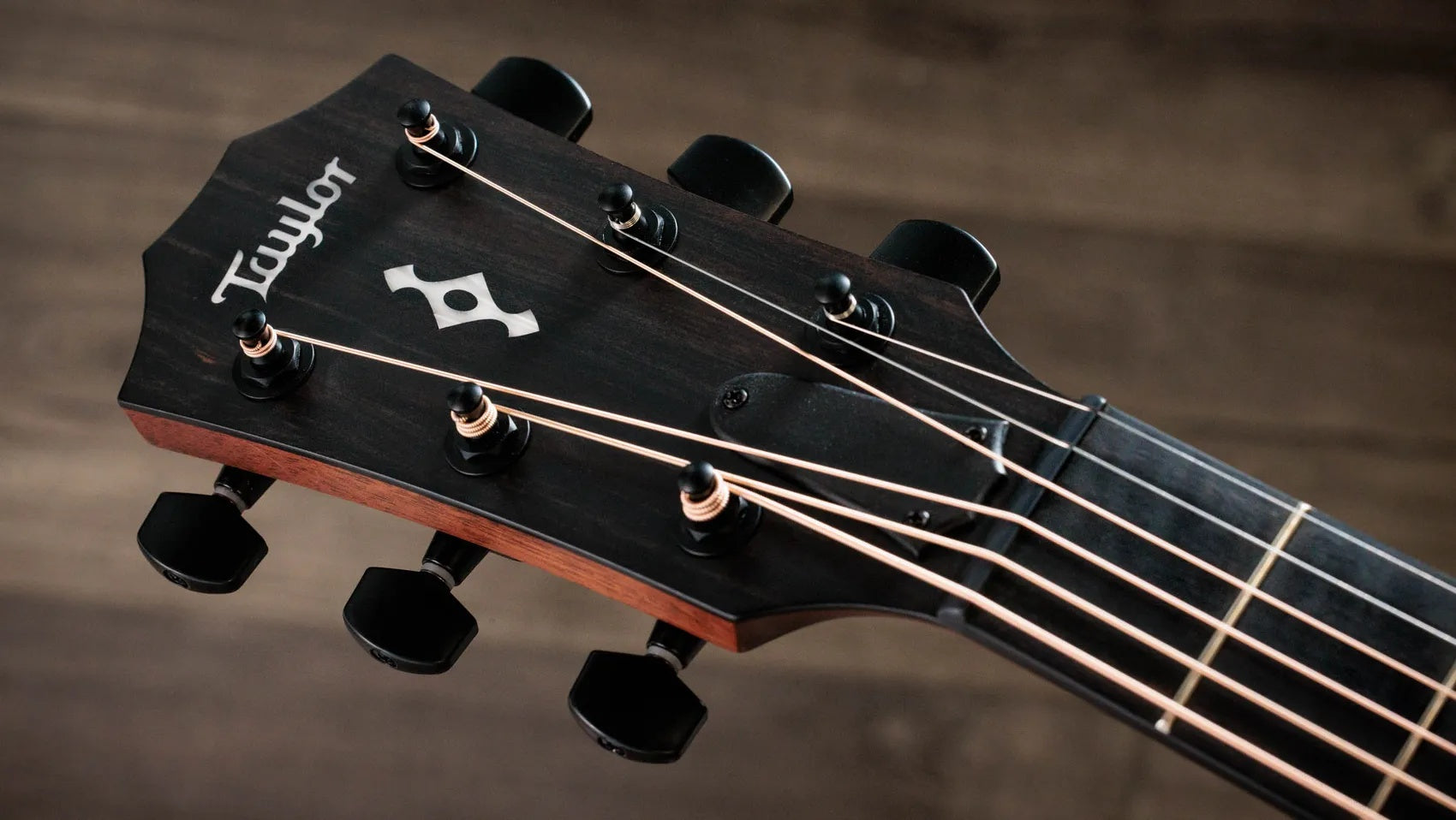Đàn Guitar Acoustic Taylor Next Generation 322ce - Shaded Edgeburst