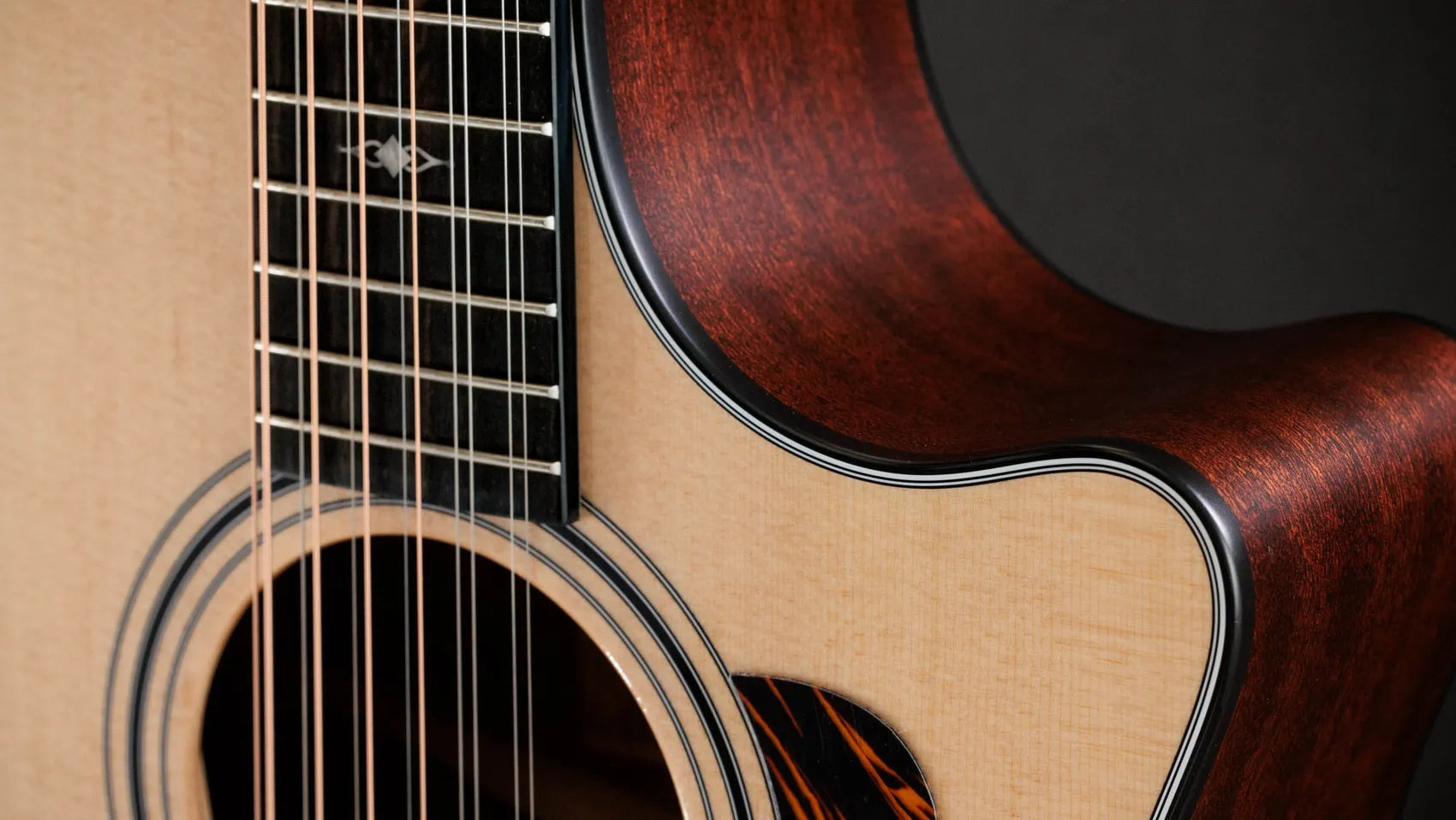 Đàn Guitar Acoustic 12-dây Taylor 354ce - Natural