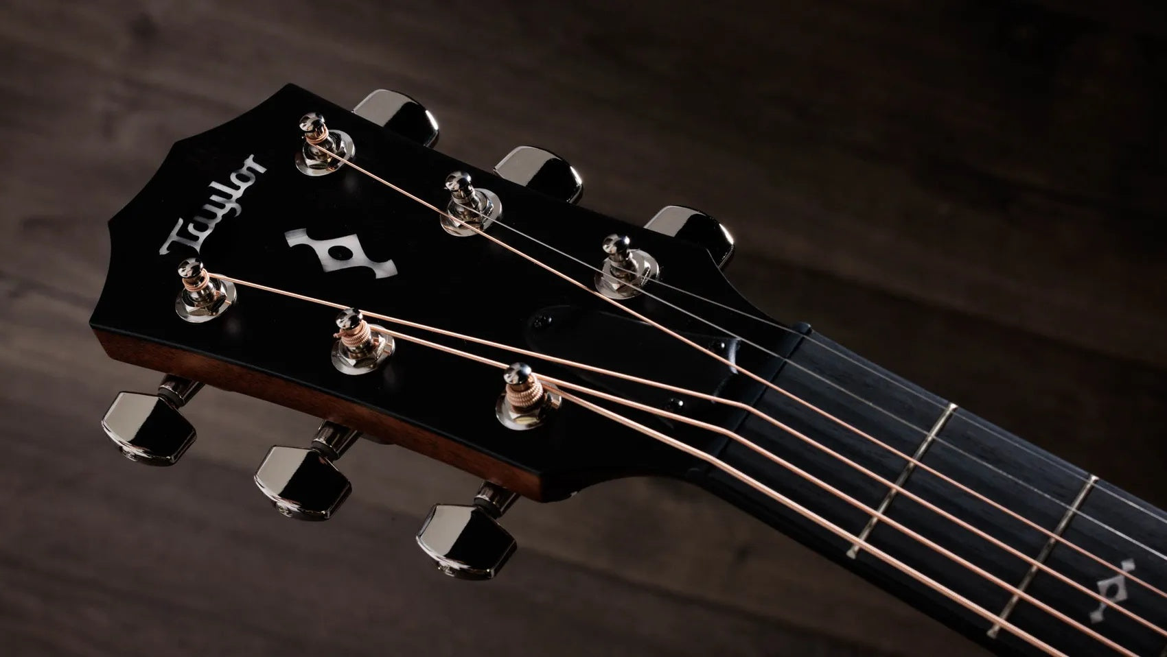 Đàn Guitar Acoustic Taylor Next Generation 414ce - Natural