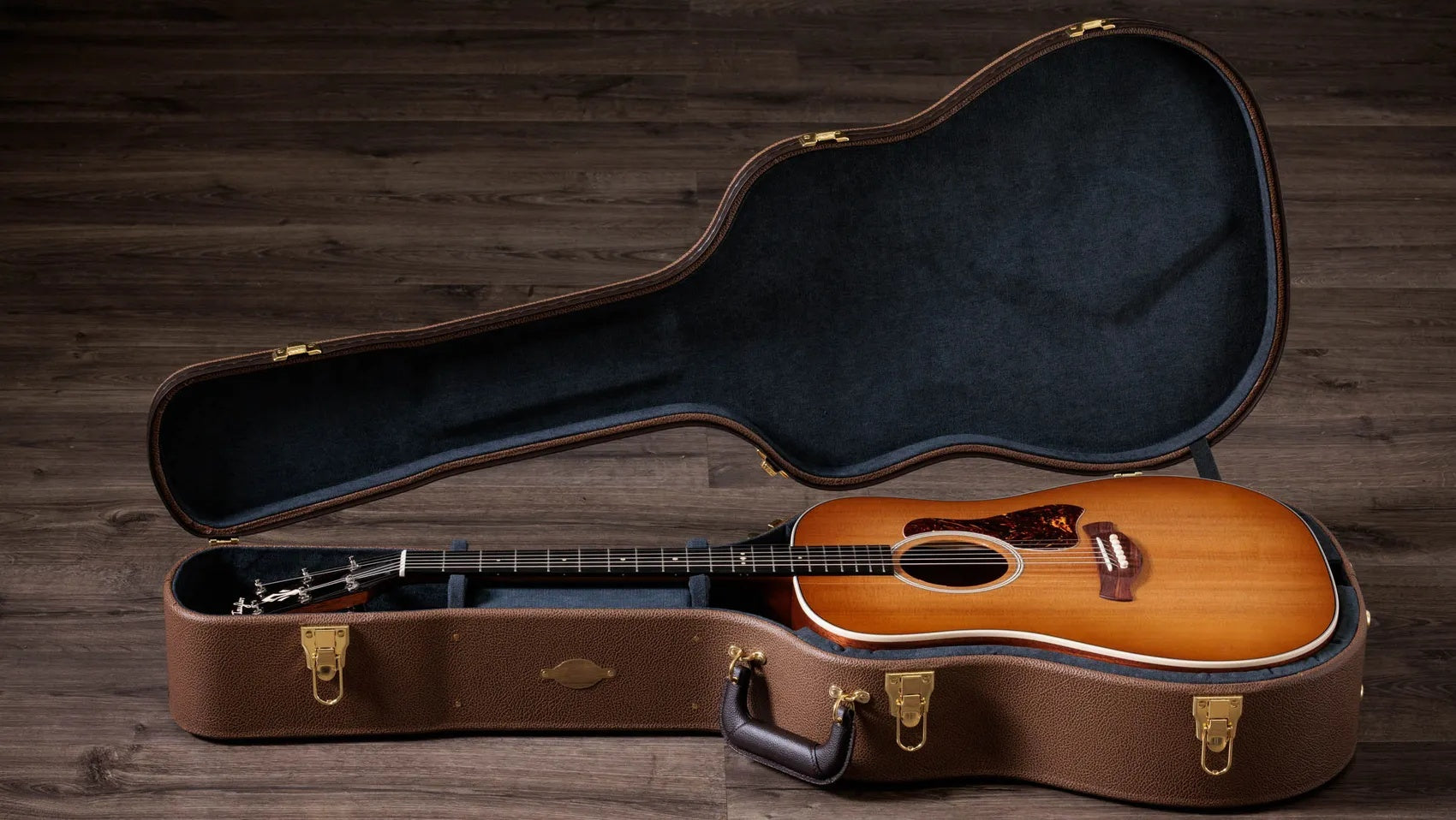 Đàn Guitar Acoustic Taylor Trey Hensley Gold Label 510e - Antique Blond