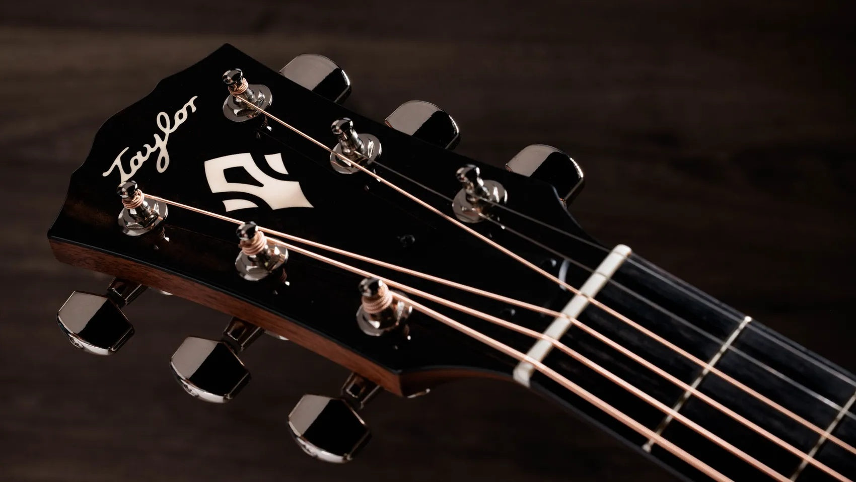 Đàn Guitar Acoustic Taylor Gold Label 512e - Natural