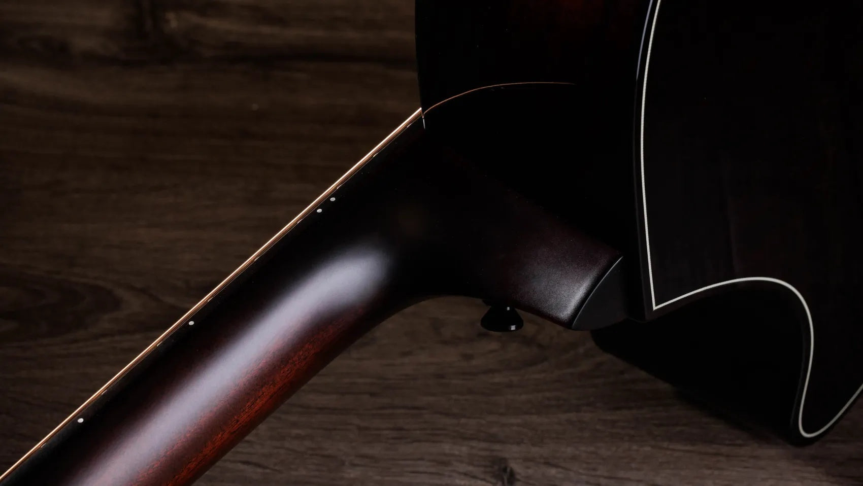 Đàn Guitar Acoustic Taylor Next Generation Builder's Edition 514ce-Mai Nguyên Music