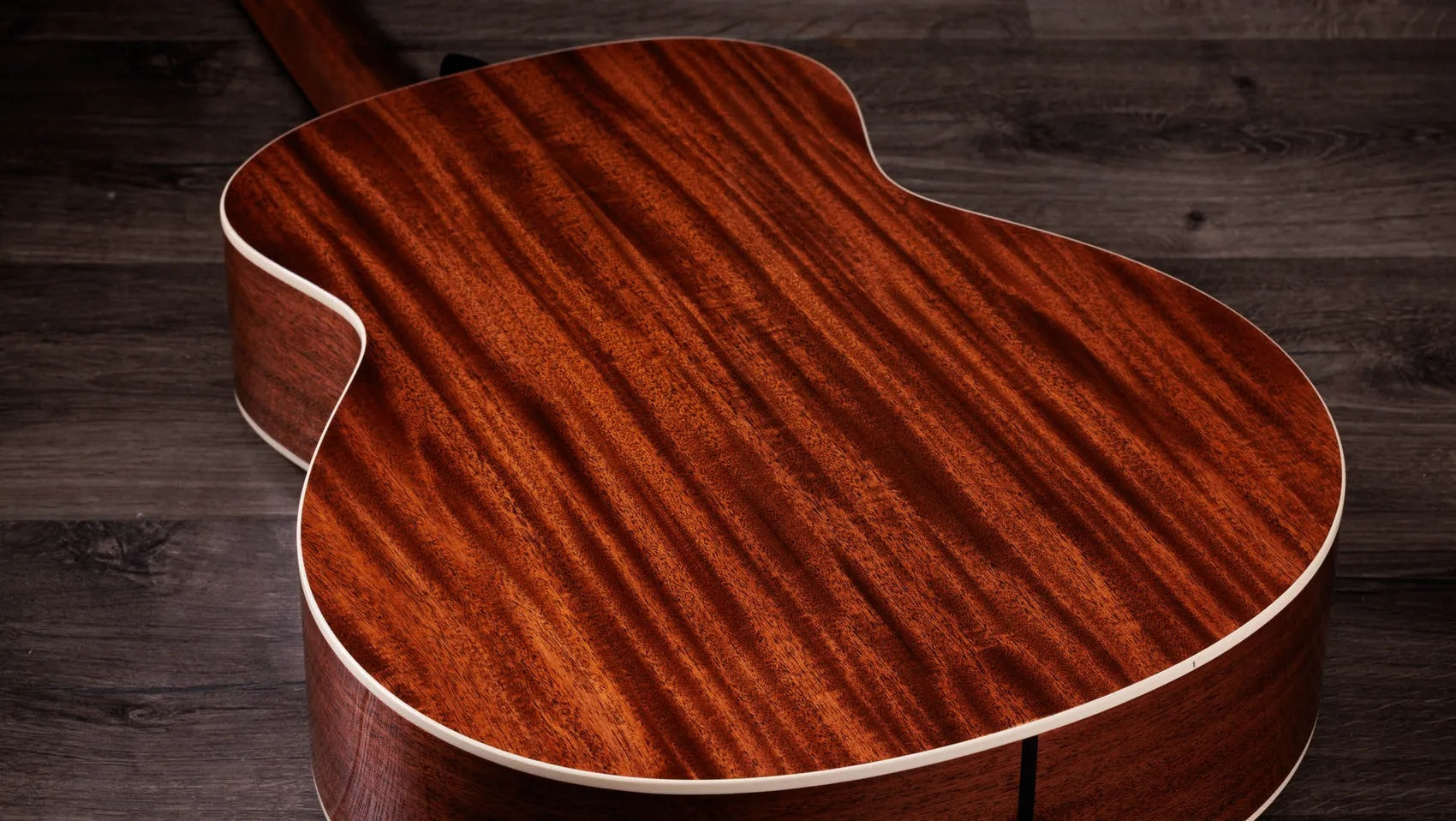 Đàn Guitar Acoustic Taylor Gold Label 514e