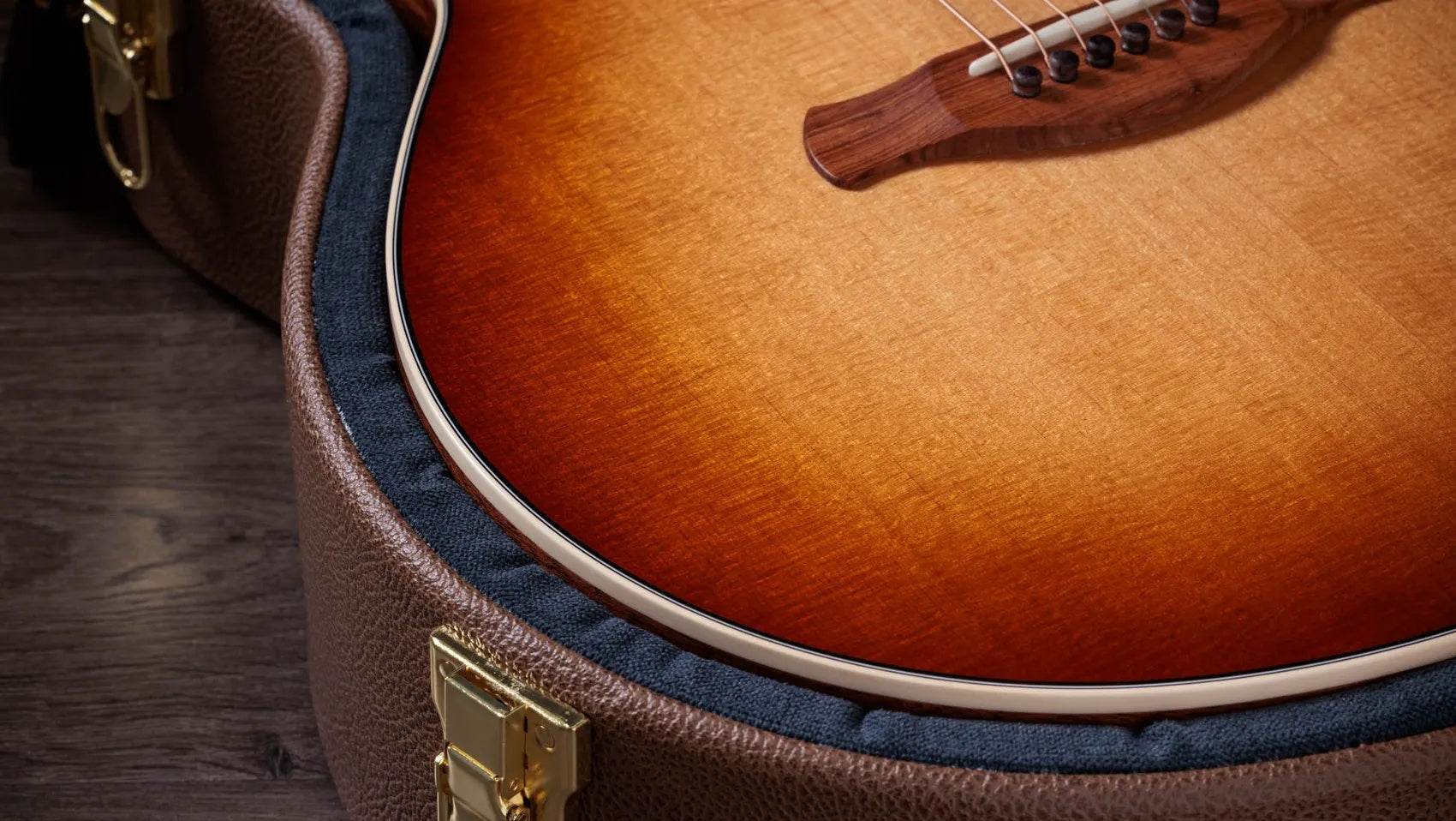 Đàn Guitar Acoustic Taylor Gold Label 514e