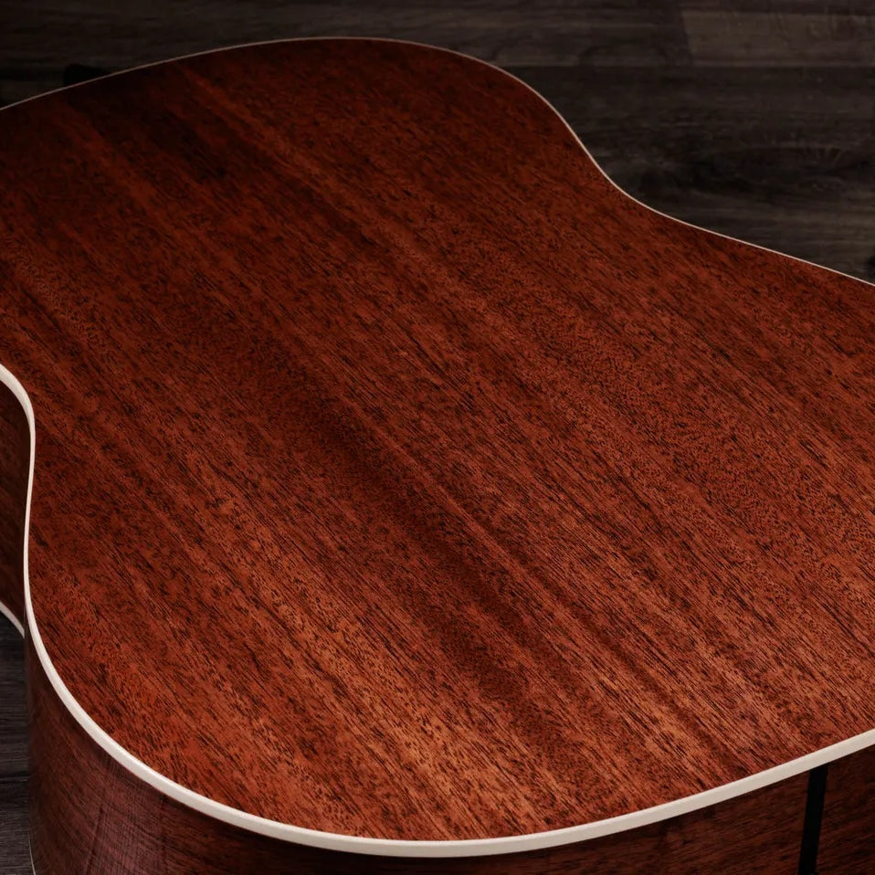 Đàn Guitar Acoustic Taylor Gold Label 517e