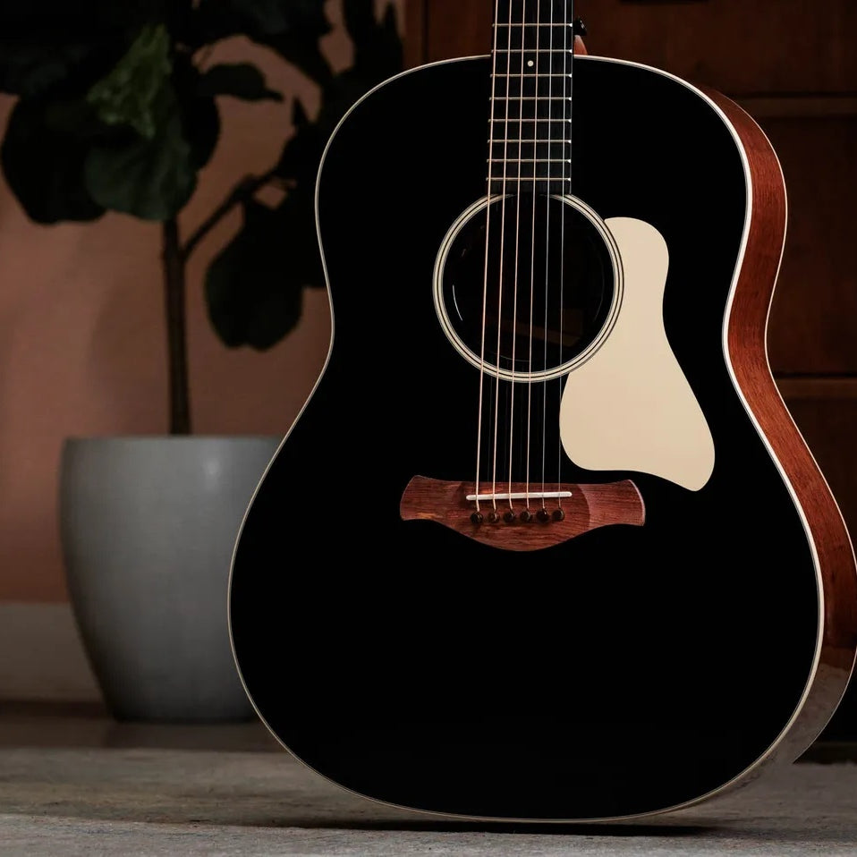 Đàn Guitar Acoustic Taylor Gold Label 517e