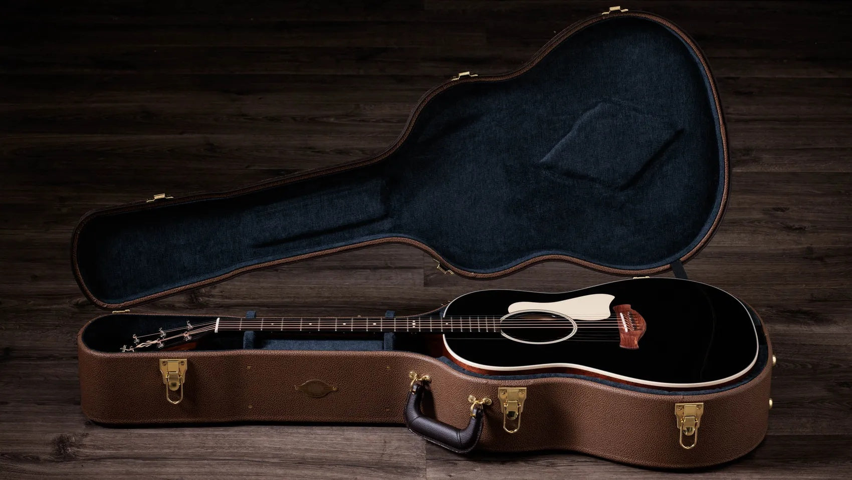 Đàn Guitar Acoustic Taylor Gold Label 517e