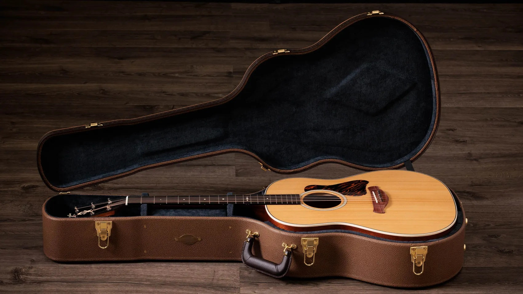 Đàn Guitar Acoustic Taylor Gold Label 517e