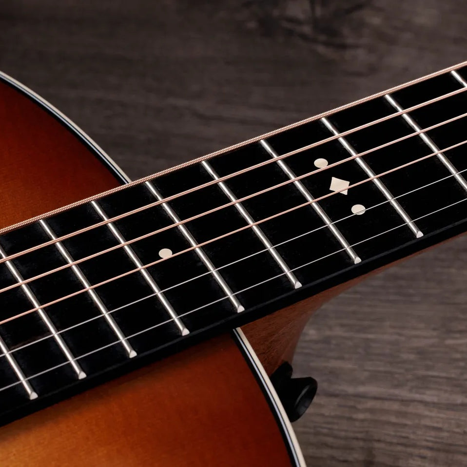 Đàn Guitar Acoustic Taylor Gold Label 517e
