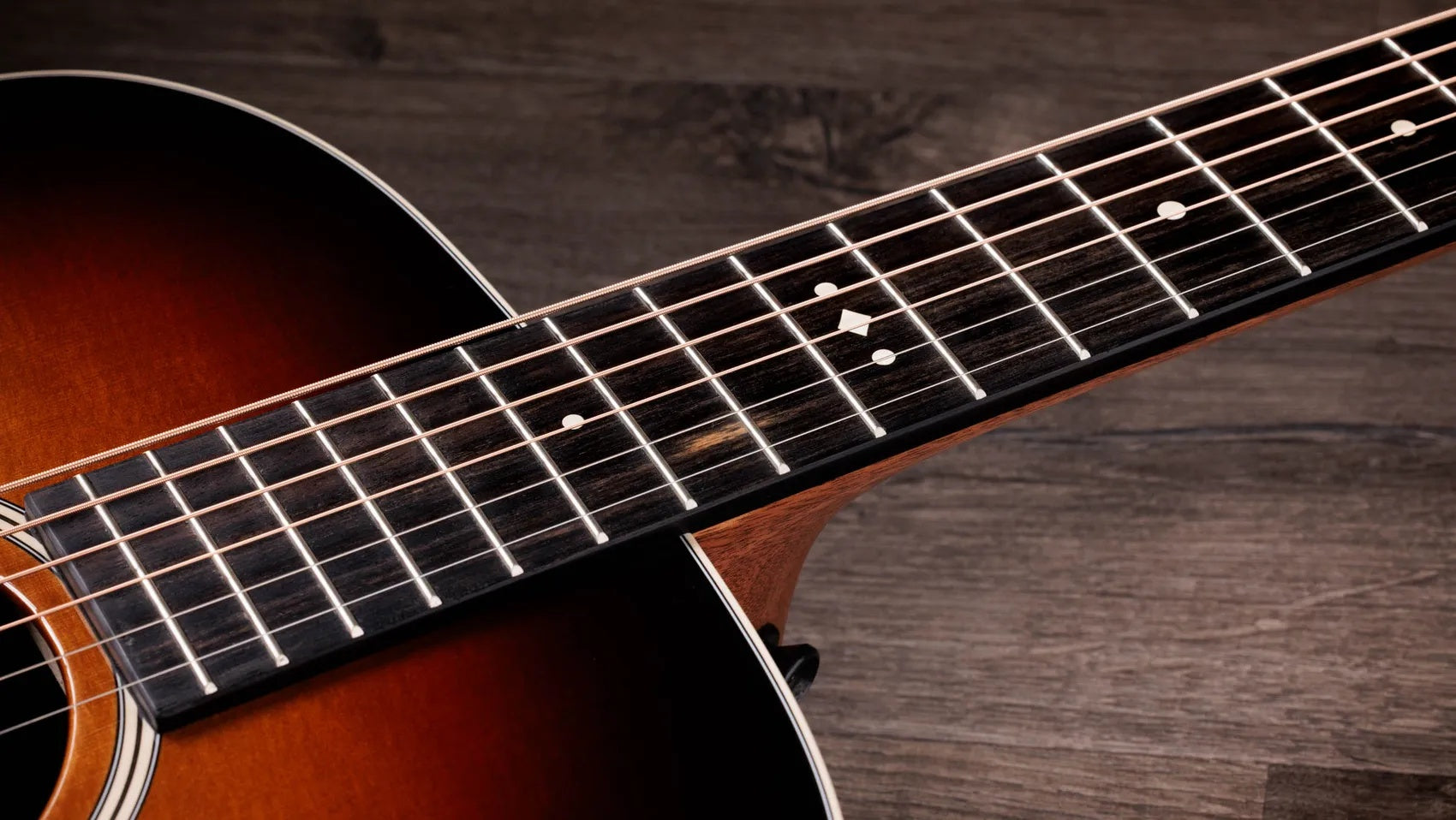 Đàn Guitar Acoustic Taylor Gold Label 710e Special Edition - Nashville Burst