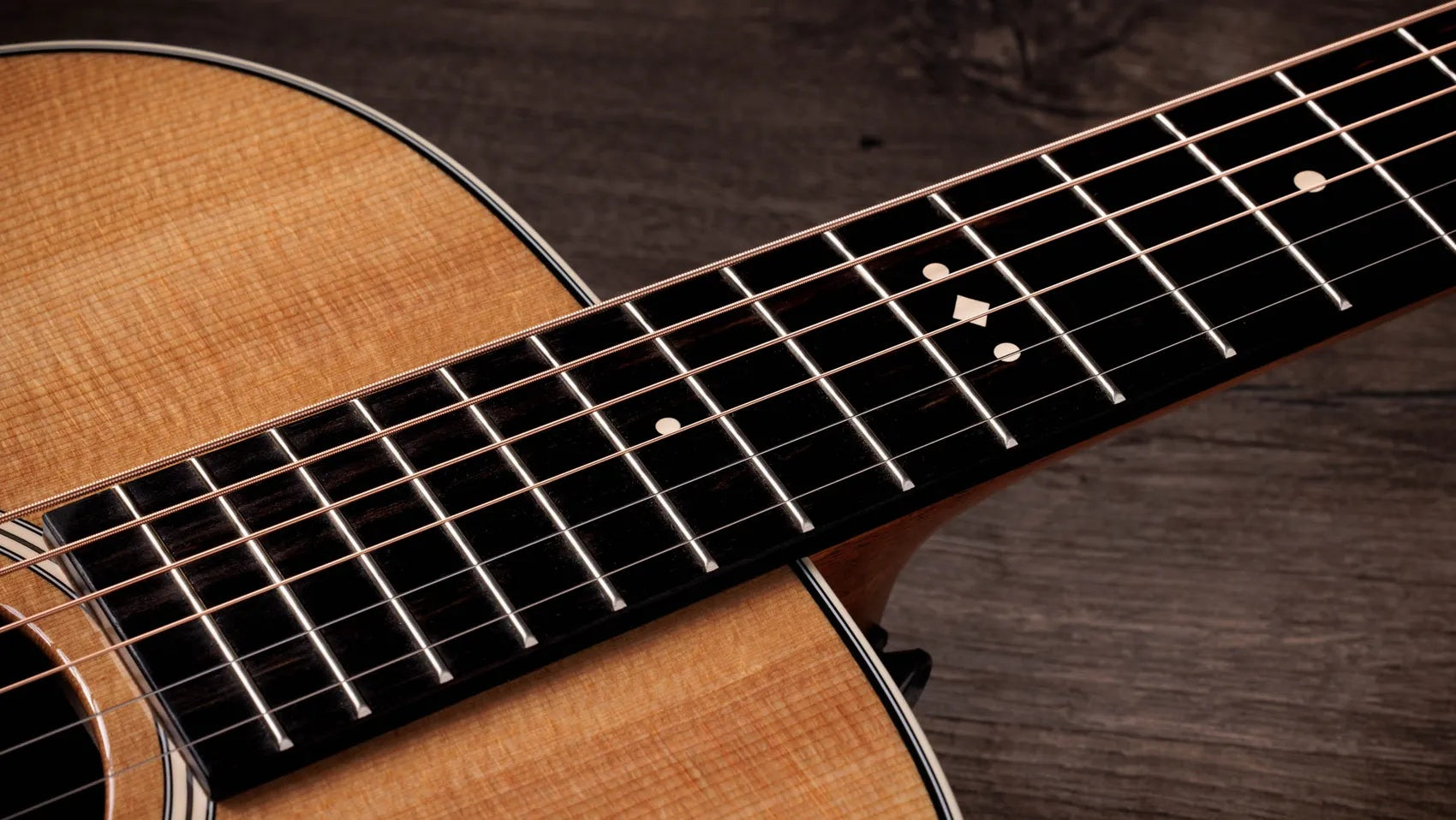 Đàn Guitar Acoustic Taylor Gold Label 712e - Natural