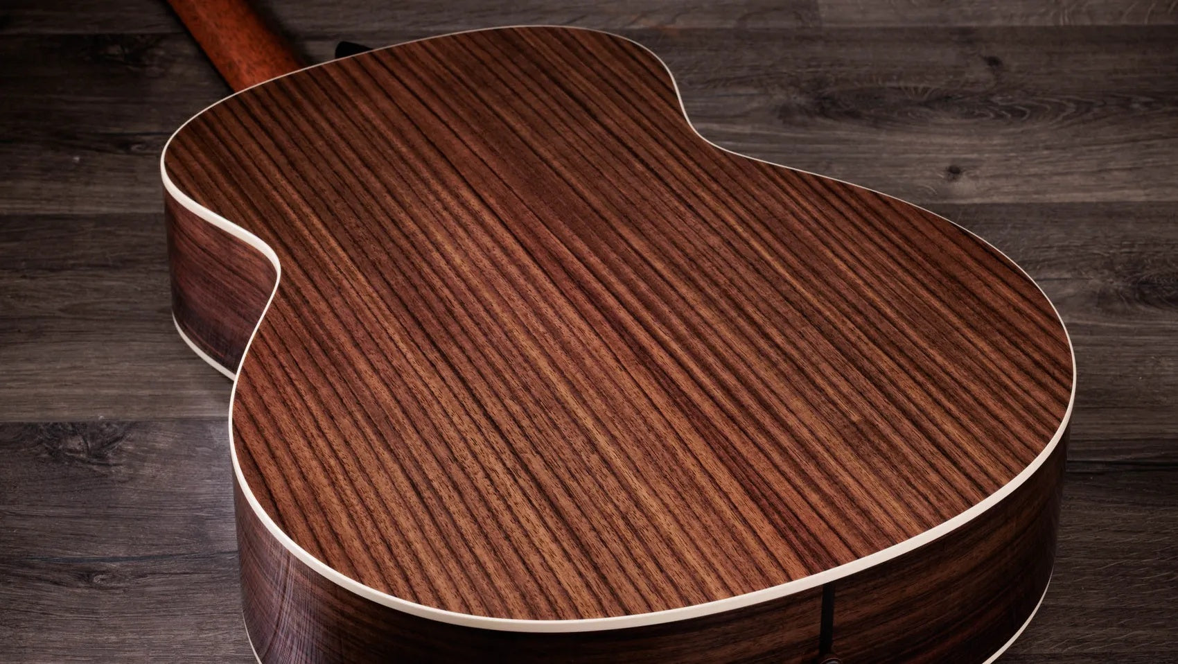Đàn Guitar Acoustic Taylor Gold Label 714e