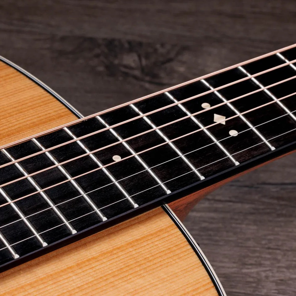 Đàn Guitar Acoustic Taylor Gold Label 714e