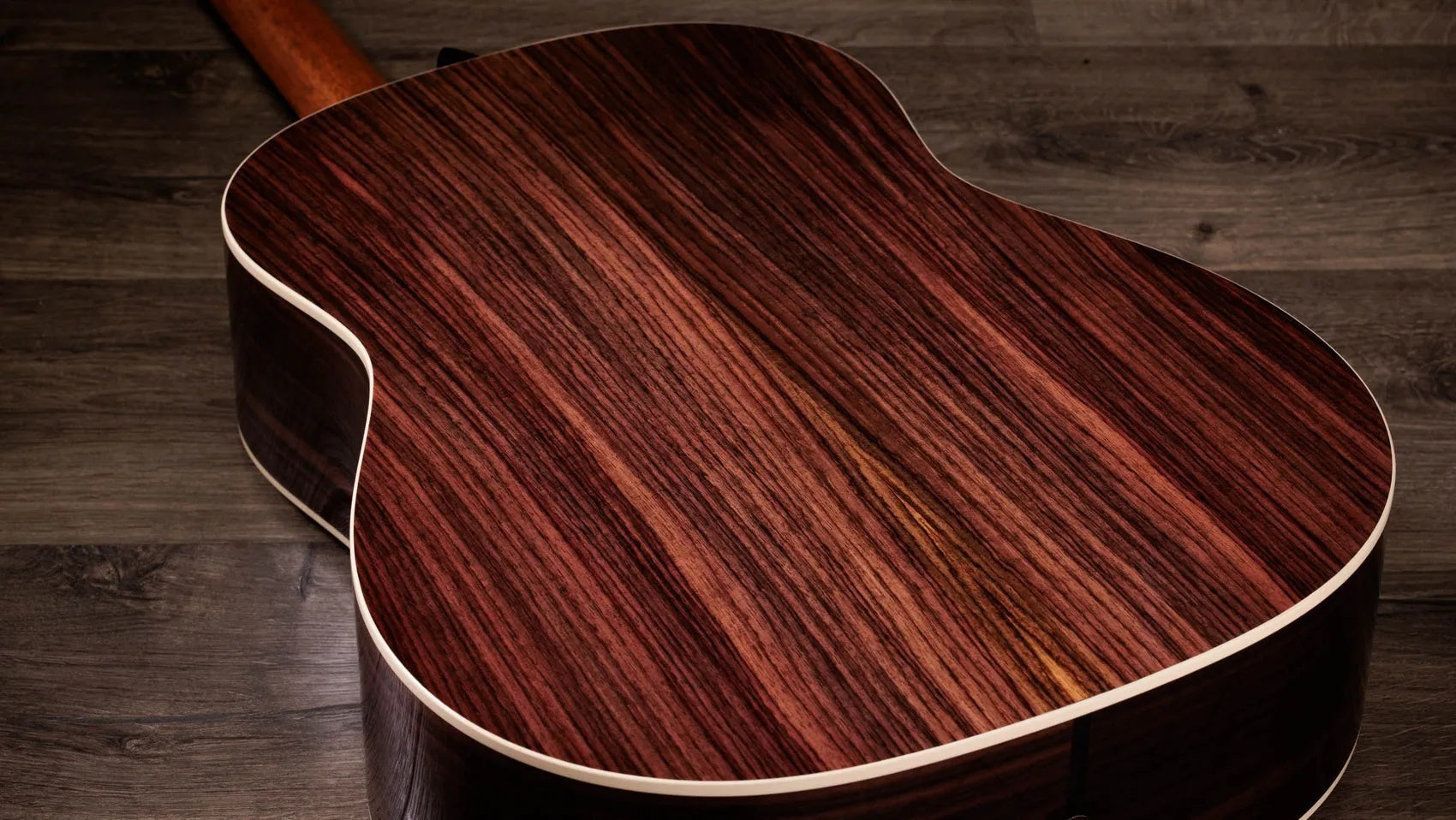 Đàn Guitar Acoustic Taylor Gold Label 717e