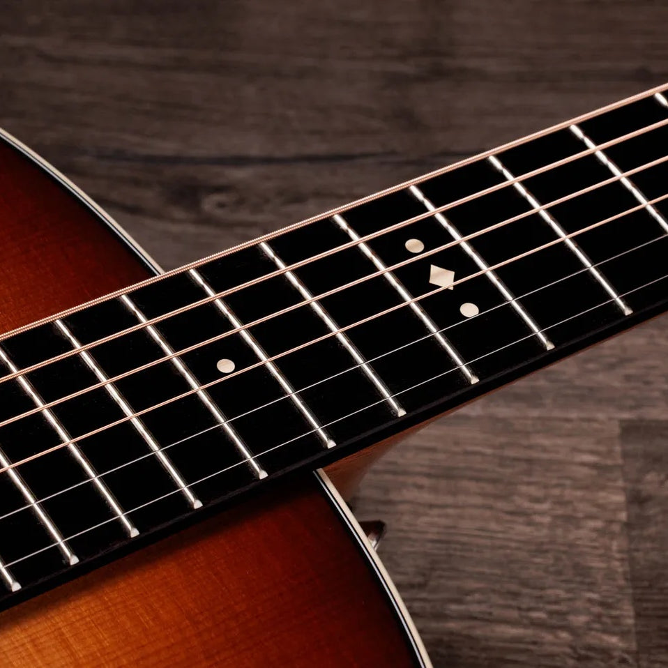 Đàn Guitar Acoustic Taylor Gold Label 717e