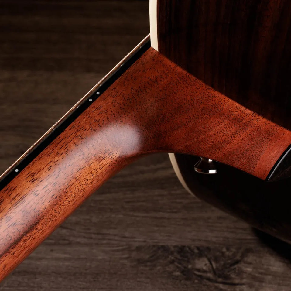 Đàn Guitar Acoustic Taylor Gold Label 717e