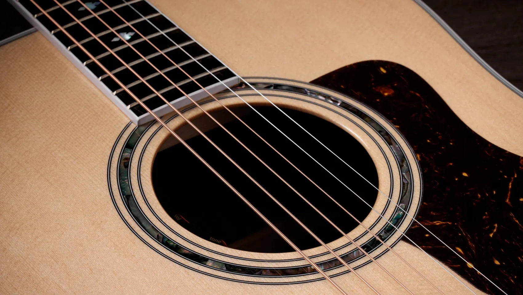 Đàn Guitar Acoustic Taylor 810e Legacy - Natural