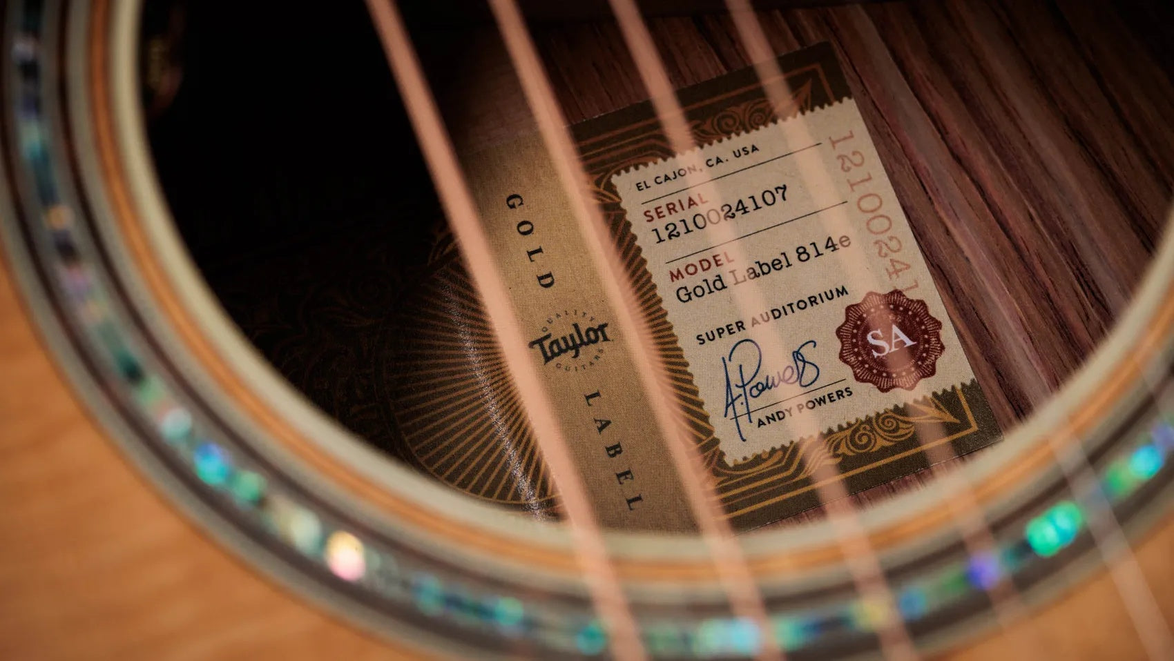Đàn Guitar Acoustic Taylor Gold Label 814e