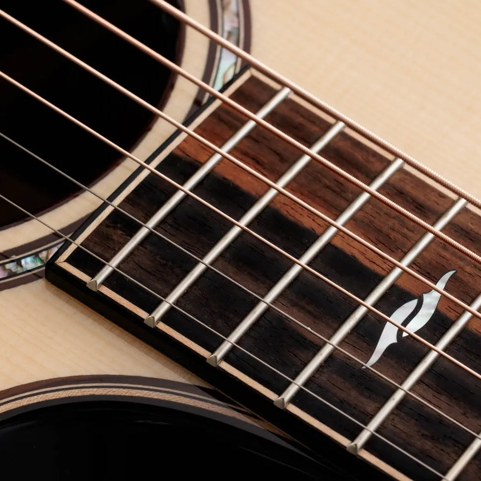 Đàn Guitar Acoustic Taylor Next Generation Builder's Edition 814ce Adirondack Spruce/Rosewood - Natural Kona Edgeburst