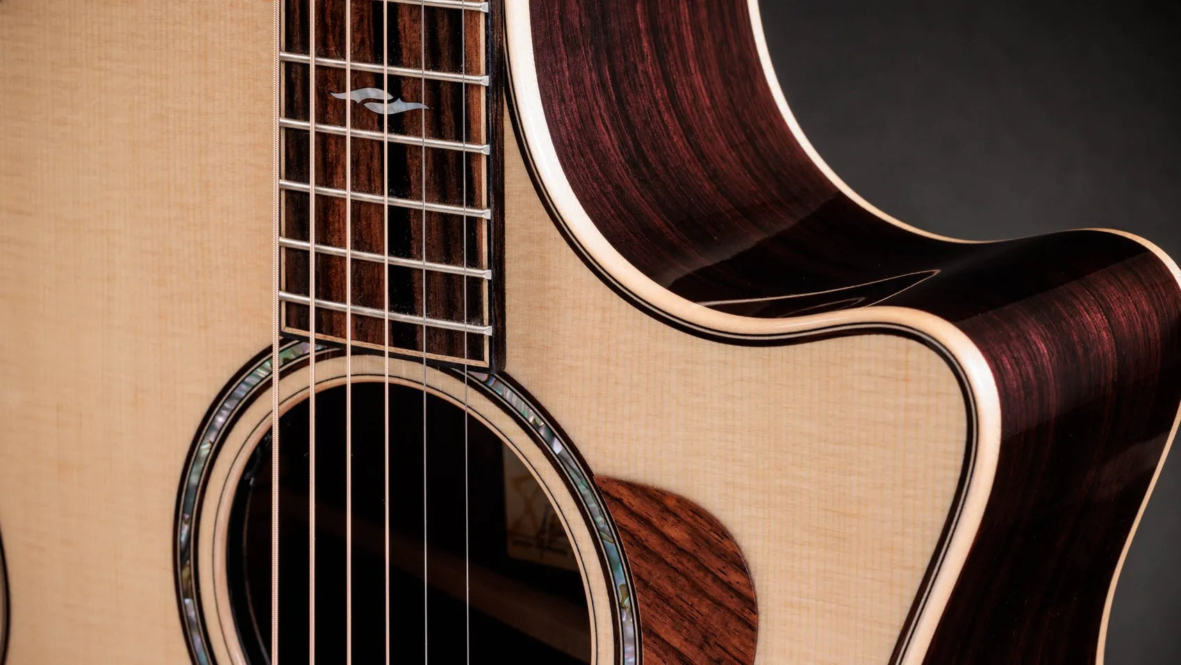 Đàn Guitar Acoustic Taylor Next Generation 814ce - Natural
