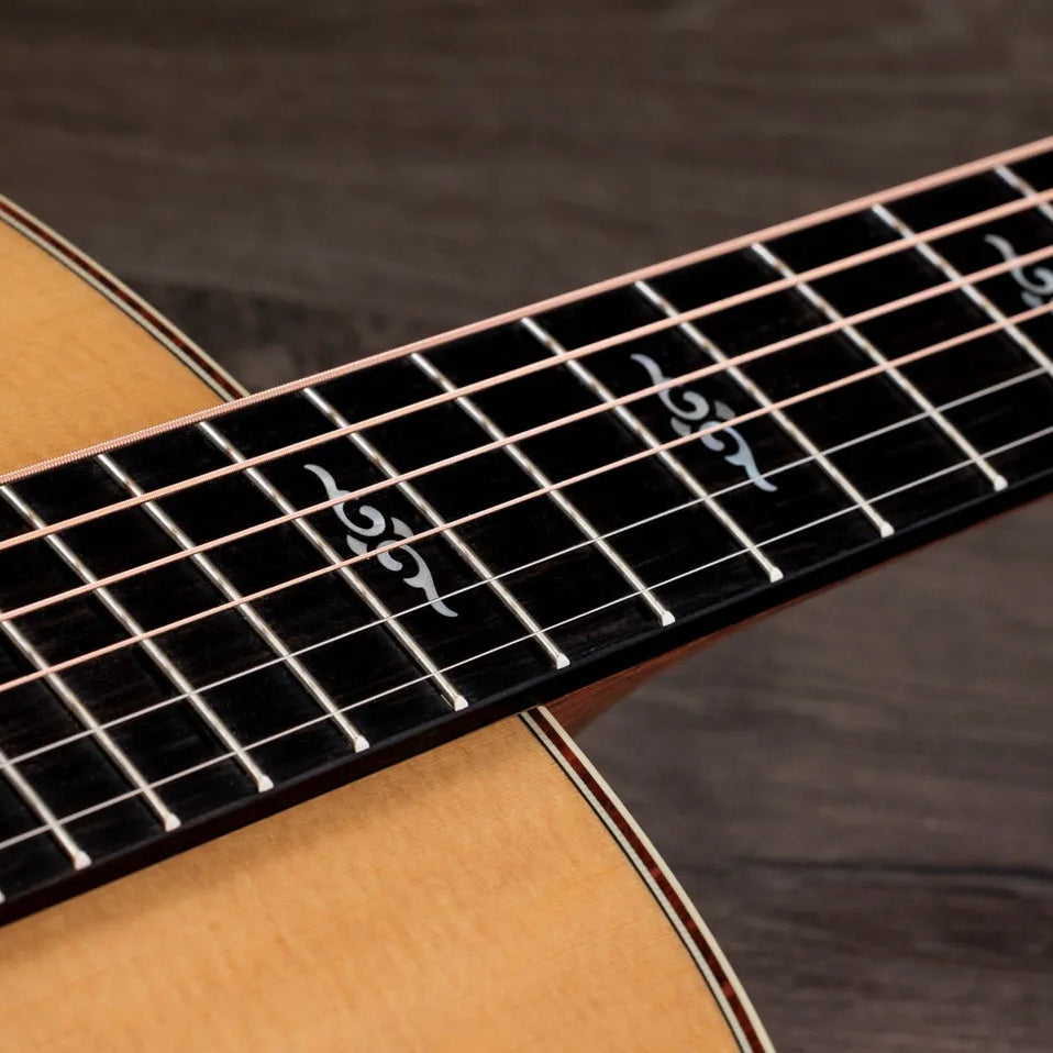 Đàn Guitar Acoustic Taylor Gold Label 817e