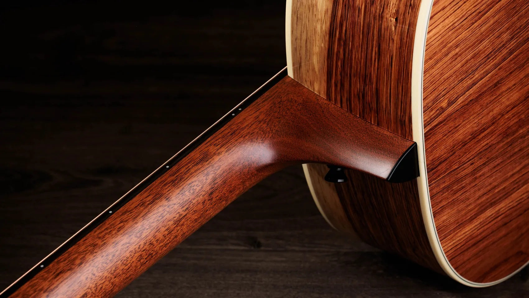 Đàn Guitar Acoustic Taylor Gold Label 817e