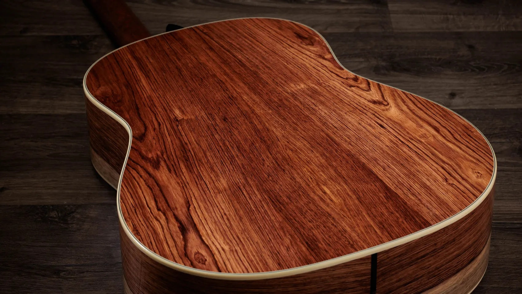 Đàn Guitar Acoustic Taylor Gold Label 817e