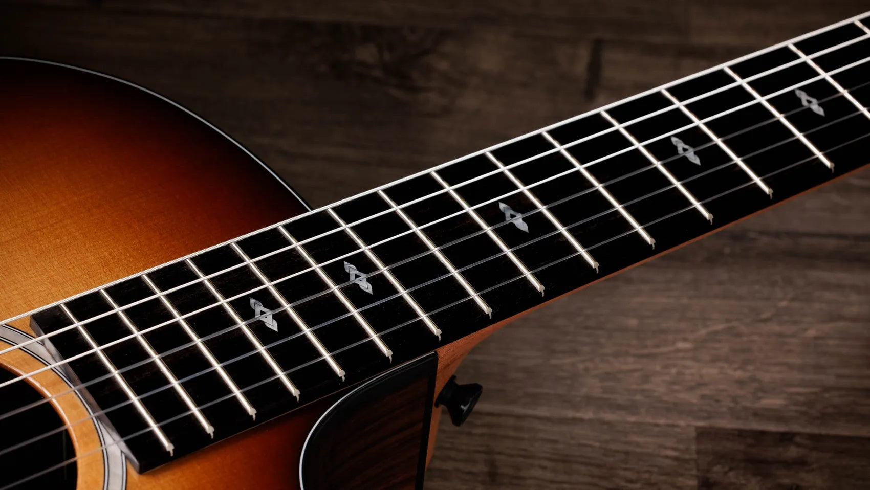 Đàn Guitar Classic Taylor Sunset Blvd 214ce-N Plus - Sunset Edgeburst