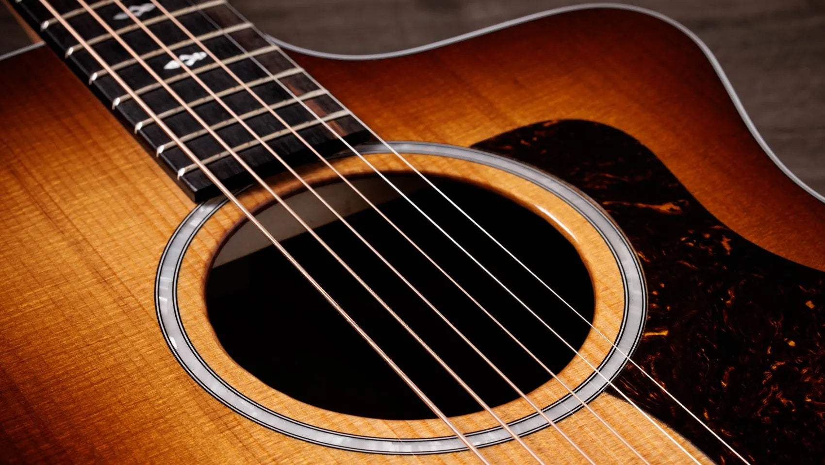 Đàn Guitar Acoustic Taylor Sunset Blvd 214ce DLX - Sunset Edgeburst