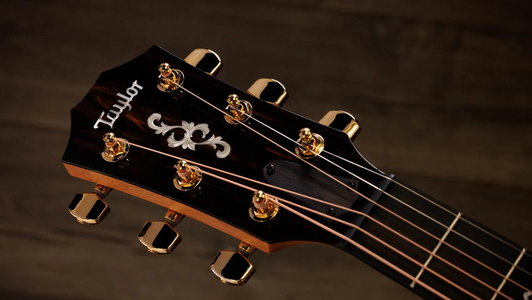Đàn Guitar Acoustic Taylor Sunset Blvd 714ce - Sunset Edgeburst-Mai Nguyên Music