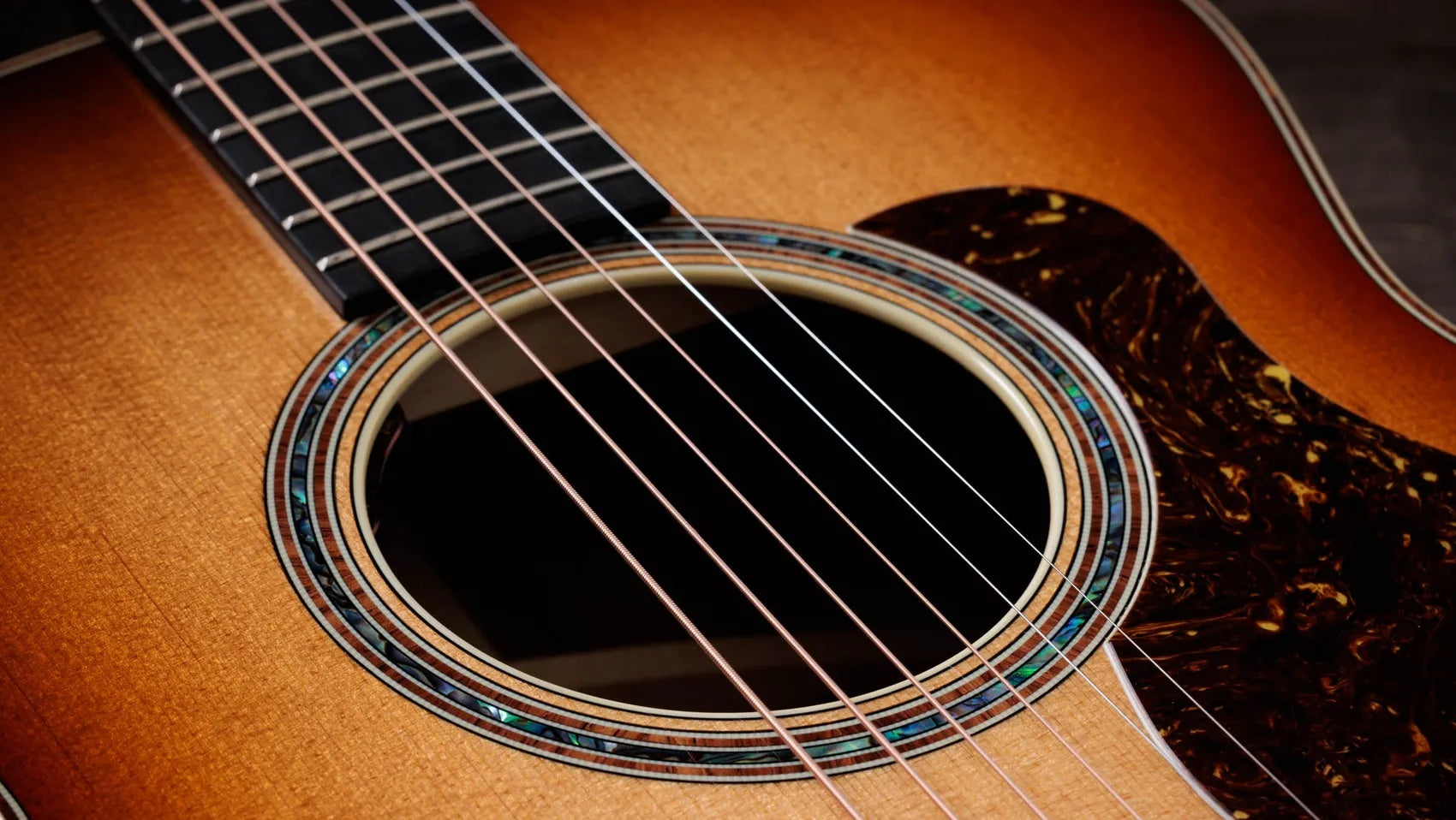 Đàn Guitar Acoustic Taylor Gold Label K14e