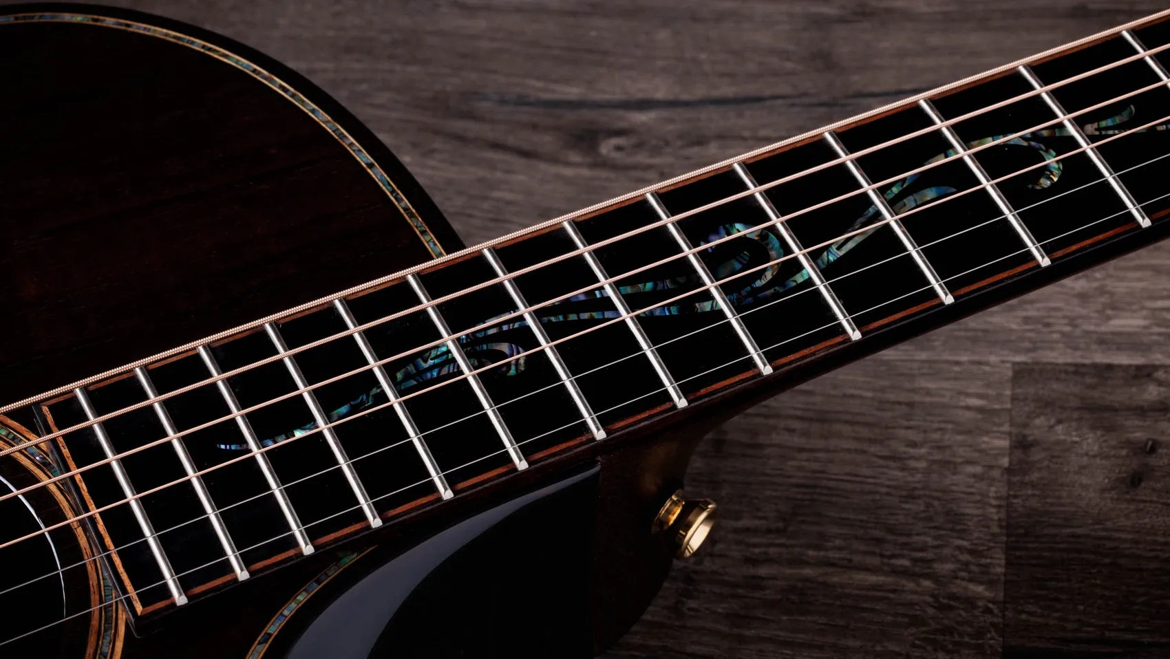 Đàn Guitar Acoustic Taylor Next Generation Builders Edition K24ce - Kona Edgeburst-Mai Nguyên Music