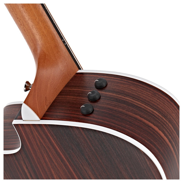 Hệ thống pickup ES2 và bảng điều khiển trên đàn Taylor 210ce