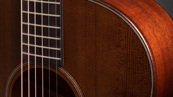 Sự kết hợp tonewood tuyệt vời trên Taylor 517e WHB