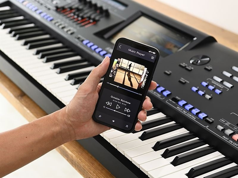 Chơi cùng với âm nhạc, truyền phát không dây tới Genos2 từ thiết bị Bluetooth của bạn.