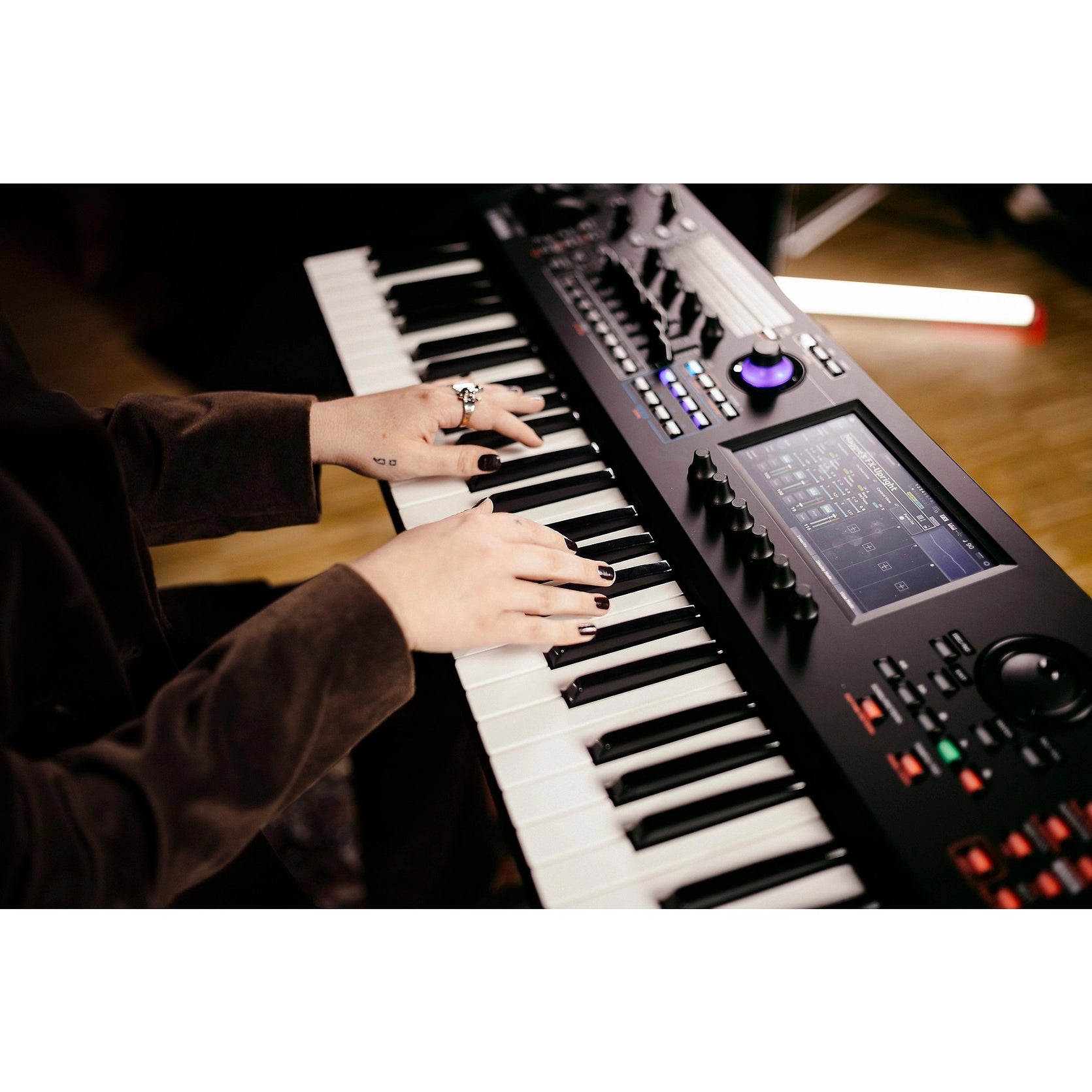 Đàn Synthesizer Yamaha MODX M6 61-Phím