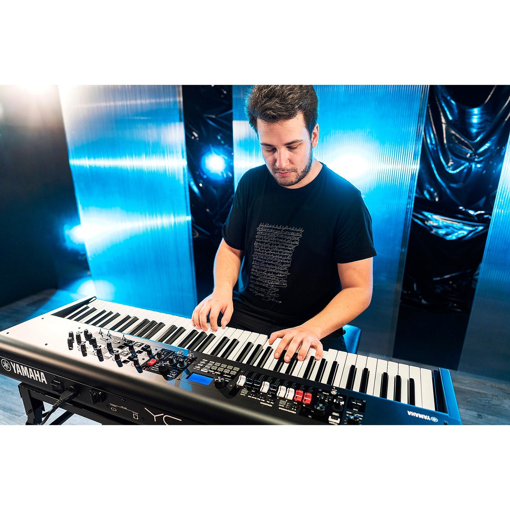 Đàn Stage Keyboard Yamaha YC73 73-Phím