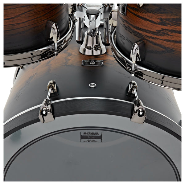 Với thiết kế được cách điệu xung quanh Absolute Lug trên Yamaha Live Custom