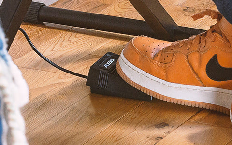 Tích hợp thêm một pedal nhỏ gọn