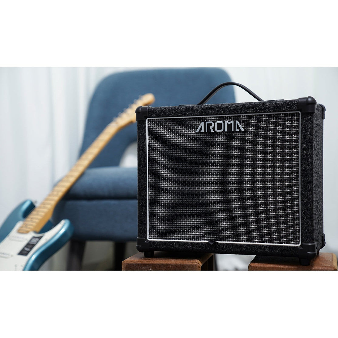 Amplifier Guitar Điện Aroma AG-30 - Combo-Mai Nguyên Music