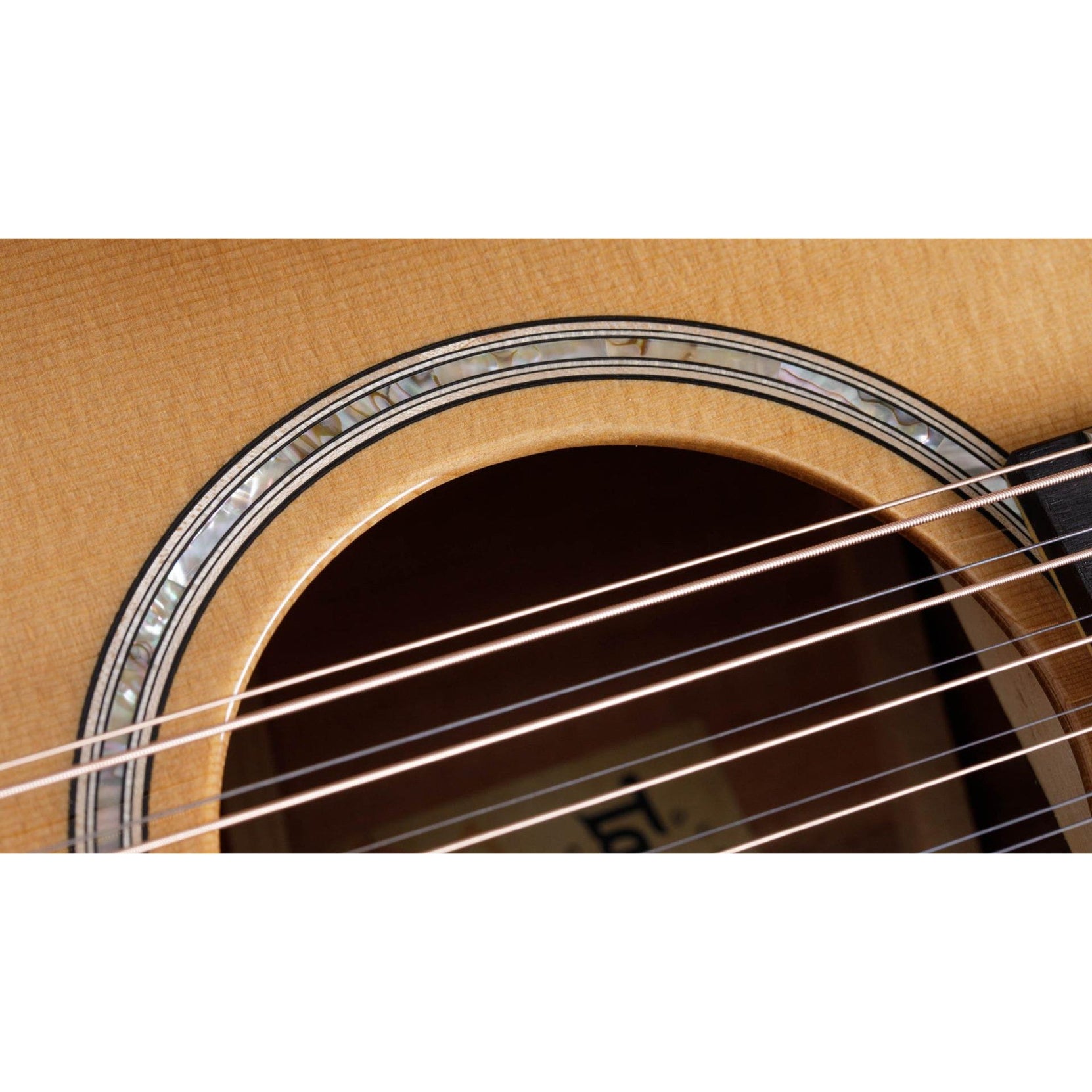 Đàn Guitar Acoustic 12-dây Taylor 552ce - Shaded Edge Burst-Mai Nguyên Music