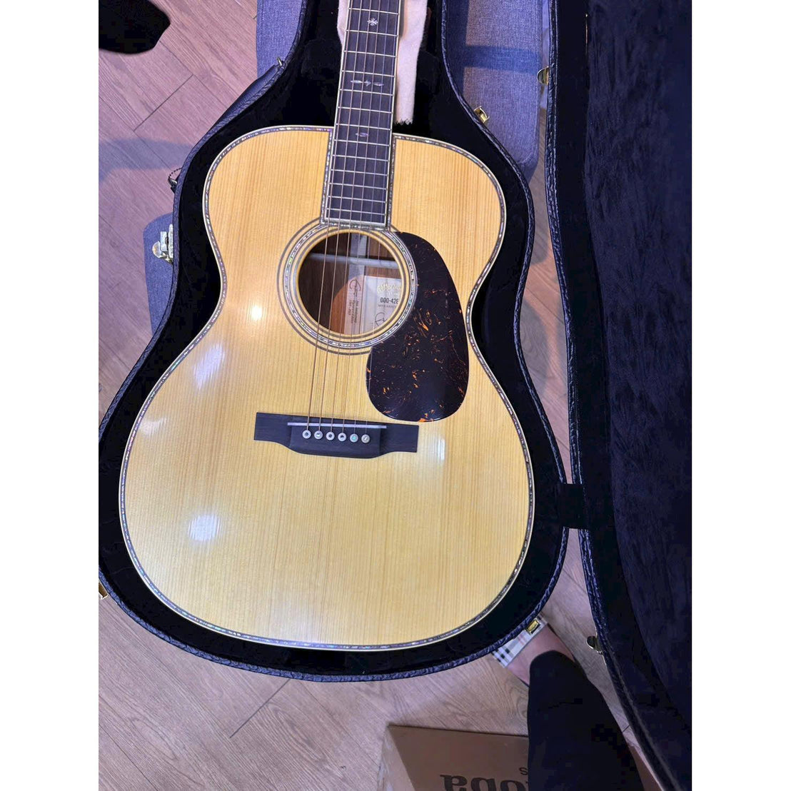 Đàn Guitar Acoustic Martin 000-42EC Eric Clapton 30th Anniversary - Natural-Mai Nguyên Music