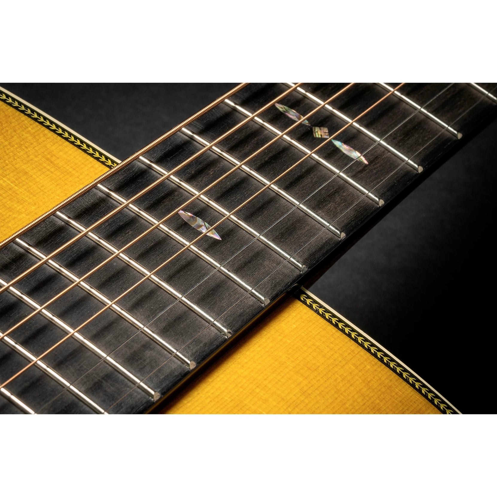 Đàn Guitar Acoustic Martin 000-EC Eric Clapton 30th Anniversary Custom & Special Editions - Antique Toner-Mai Nguyên Music