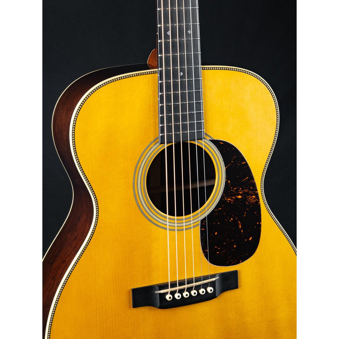 Đàn Guitar Acoustic Martin Custom Shop 000-28 1937 Madagascar Rosewood Custom & Special Editions-Mai Nguyên Music