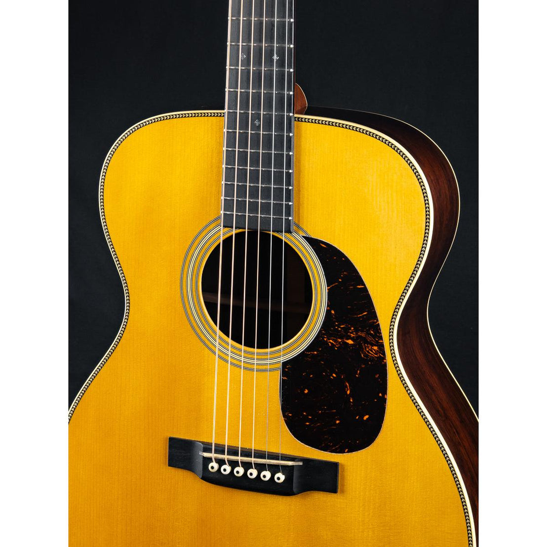 Đàn Guitar Acoustic Martin Custom Shop 000-28 1937 Madagascar Rosewood Custom & Special Editions-Mai Nguyên Music